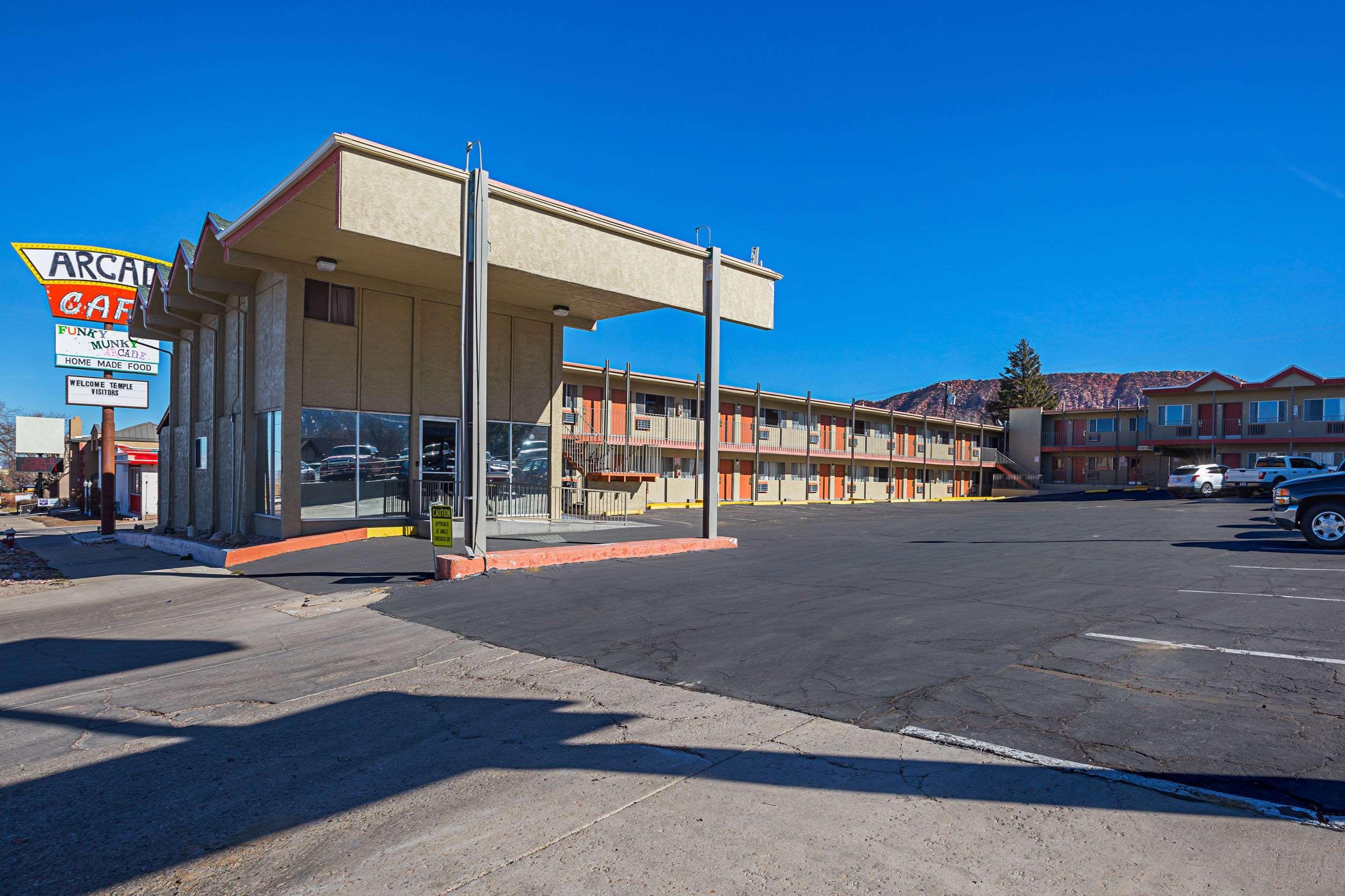 Rodeway Inn Cedar City Bagian luar foto