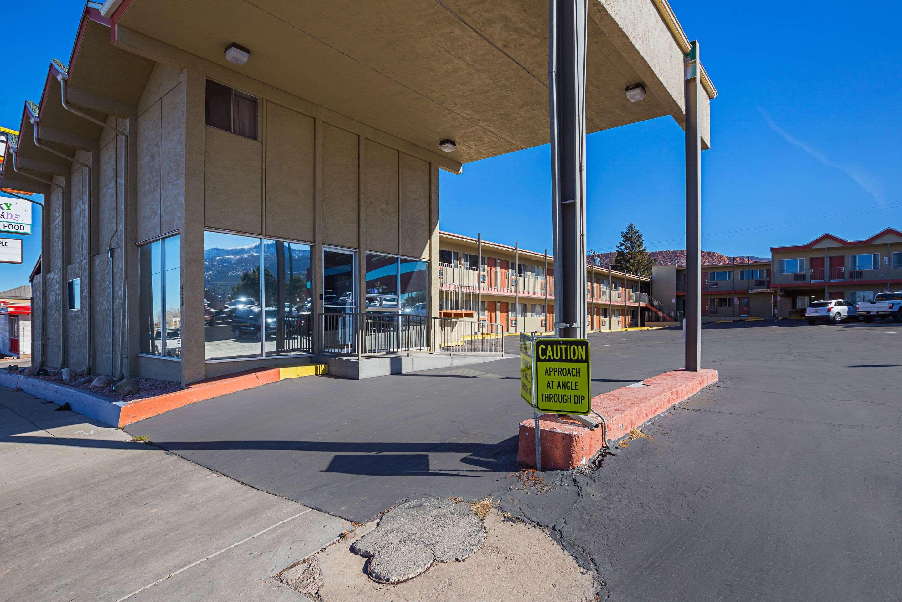 Rodeway Inn Cedar City Bagian luar foto