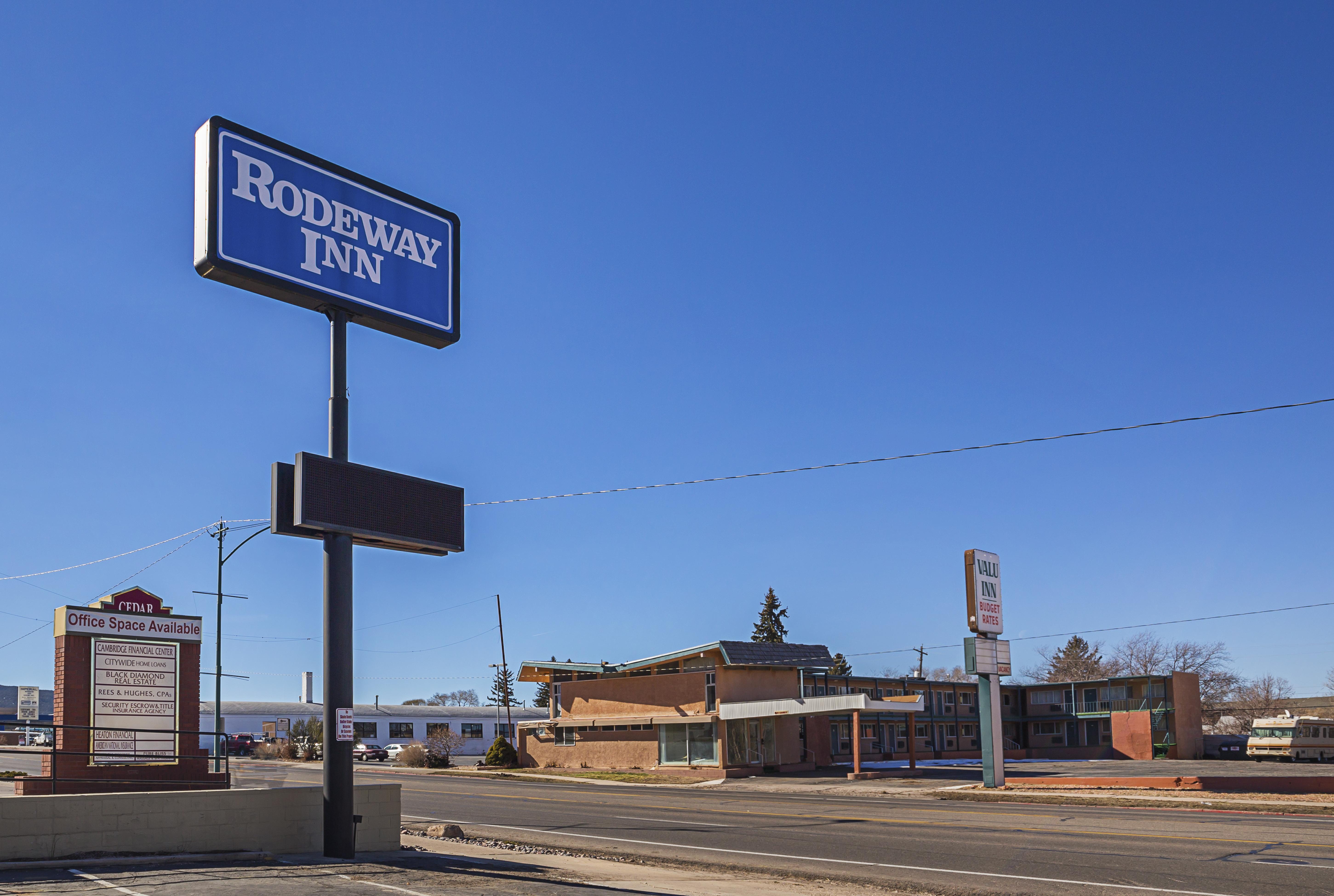 Rodeway Inn Cedar City Bagian luar foto
