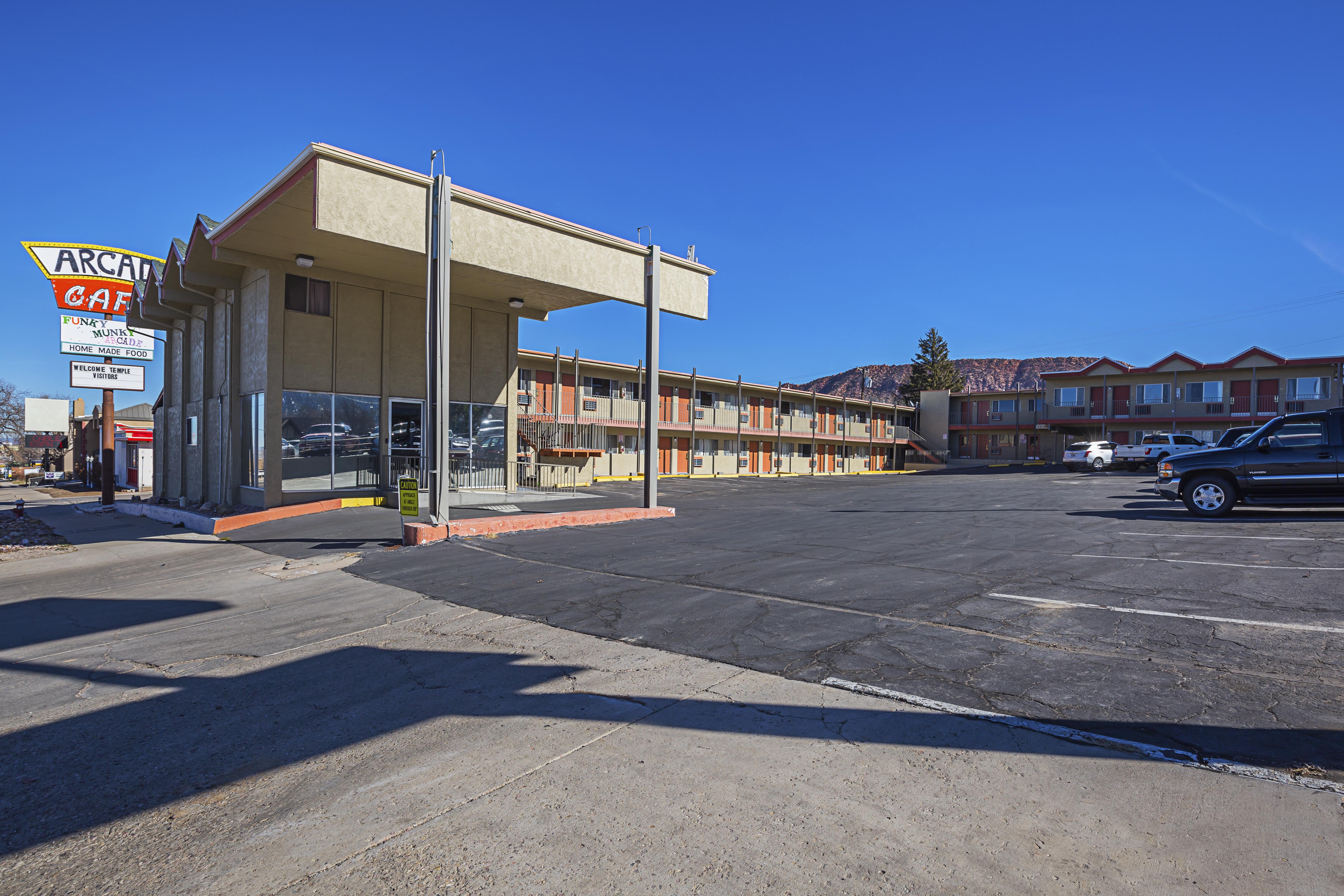 Rodeway Inn Cedar City Bagian luar foto