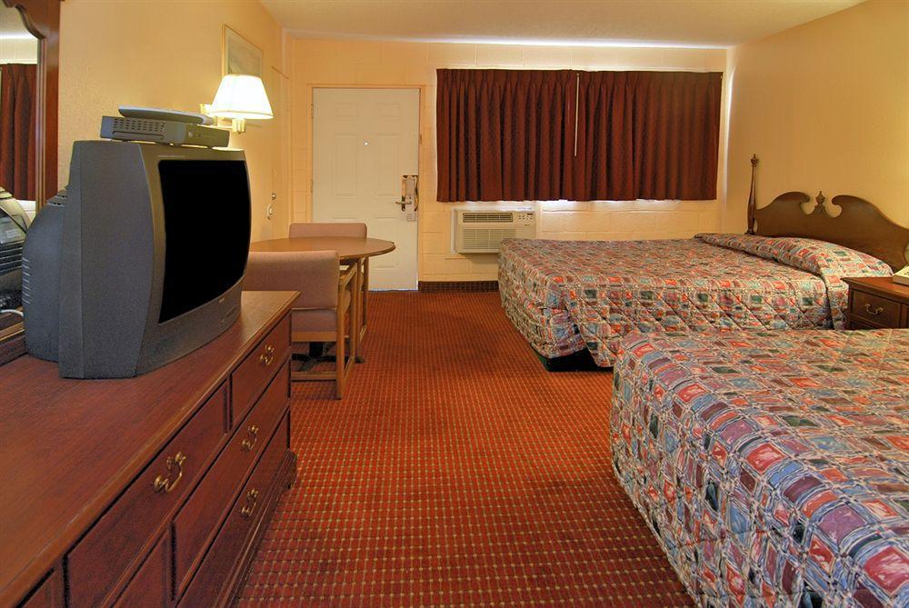 Rodeway Inn Cedar City Bagian luar foto