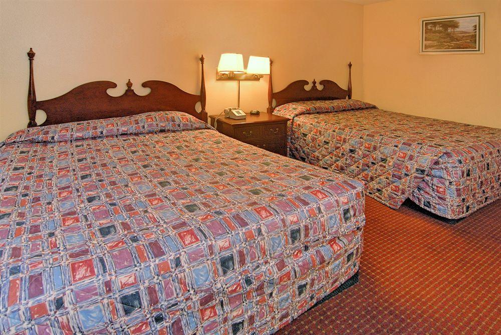 Rodeway Inn Cedar City Bagian luar foto