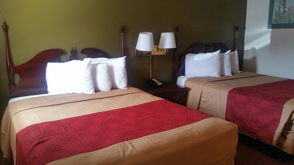 Rodeway Inn Cedar City Bagian luar foto