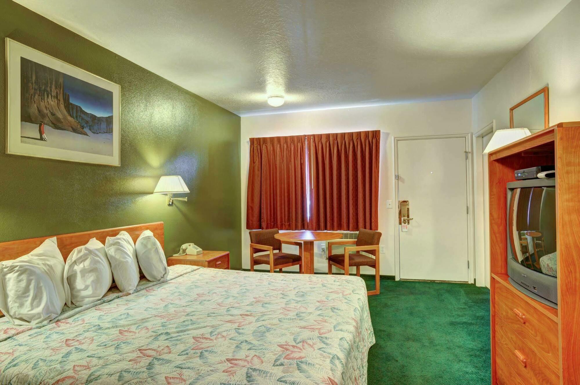 Rodeway Inn Cedar City Bagian luar foto